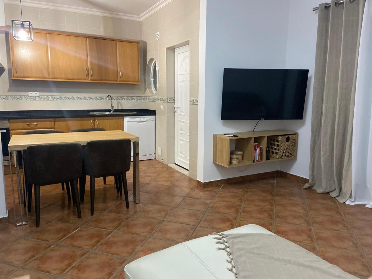 Parra Home Holidays - Close To Gale Beach Guia  Εξωτερικό φωτογραφία